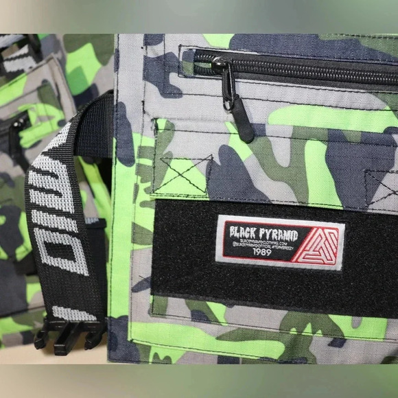 Black Pyramid splinter camo vest - Picture 6 of 7